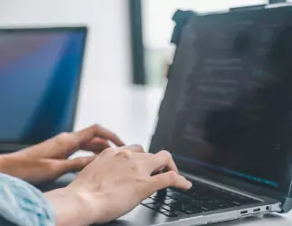 Java 25 уделяет внимание разработчикам и искусственному интеллекту в новом релизе от Oracle.