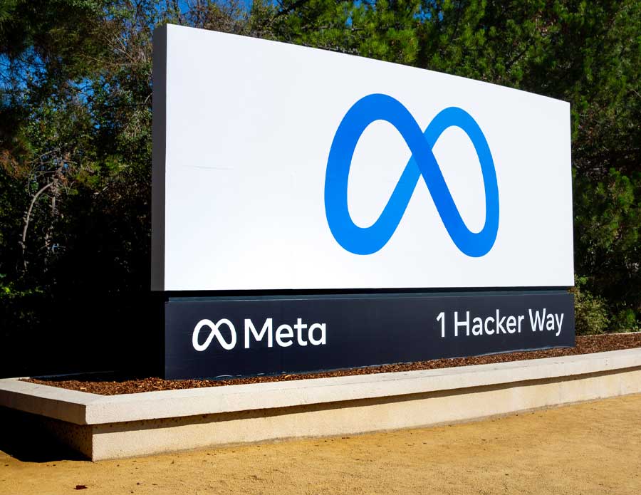 Лама получила одобрение для федерального использования, в то время как Meta расширяет влияние в области искусственного интеллекта.